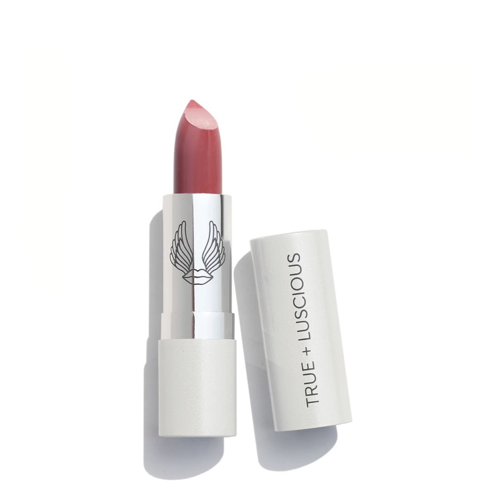True +Luscious super moisture lipstick
